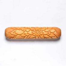 Load image into Gallery viewer, MKM Big Hand Roller Chrsanthemum BHR-52