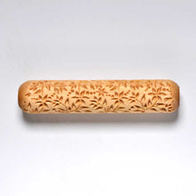 Load image into Gallery viewer, MKM Big Hand Roller Flower and Leaves BHR-83