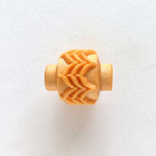 Load image into Gallery viewer, MKM MRL-018 Mini Roller 1 cm Feathered Lines