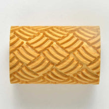 Load image into Gallery viewer, MKM Large Handle Roller Basket Weave RL-004
