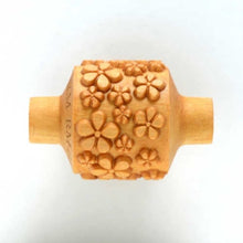 Load image into Gallery viewer, MKM Medium Handle Roller Flowers RM-043