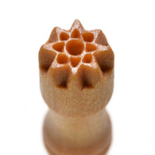 Load image into Gallery viewer, Mini Round Stamp 8 Point Star SMR-017