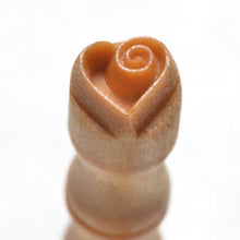 Load image into Gallery viewer, Mini Round Stamp Heart with Spiral SMR-067