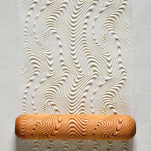 Load image into Gallery viewer, MKM Big Hand Roller Psychedelic Wave BHR-79