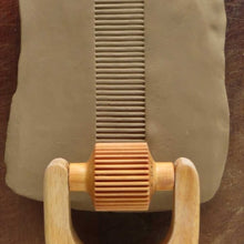 Load image into Gallery viewer, MKM Medium Handle Roller Vertical Lines RM-011