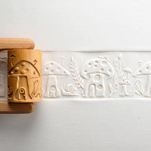 Load image into Gallery viewer, MKM Large Handle Roller Enchanted Garden RL-053