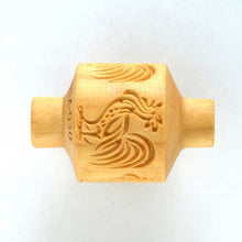 Load image into Gallery viewer, MKM Medium Handle Roller Crowing Roosters RM-030