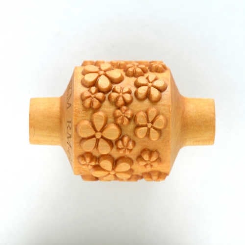 MKM Medium Handle Roller Flowers RM-043