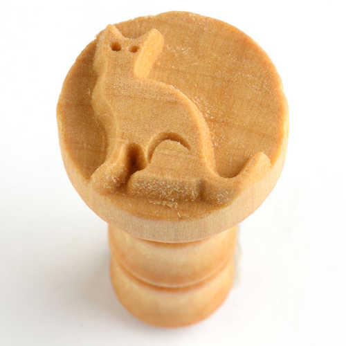 MKM Medium Round Stamp Cat SCM-029