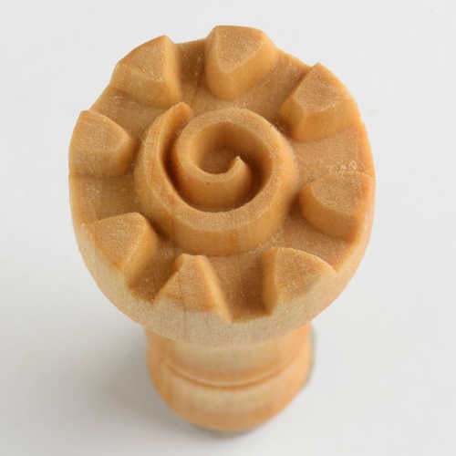 MKM Medium Round Stamp Inner Spiral SCM-120