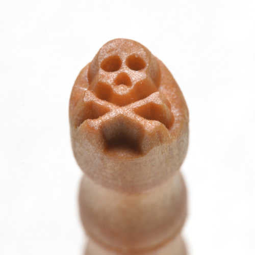 Mini Round Stamp Skull and Crossbones SMR-072