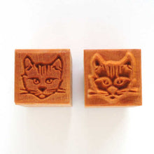 Load image into Gallery viewer, MKM Medium Square Stamp Cat&#39;s Head Ssm-146