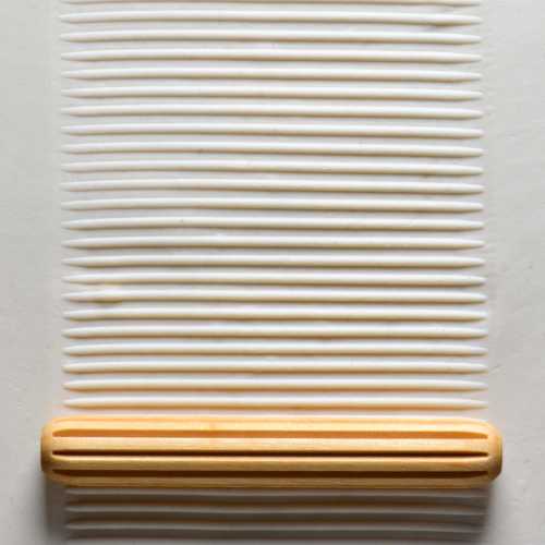 MKM HandRoller Horizontal Lines HR-72