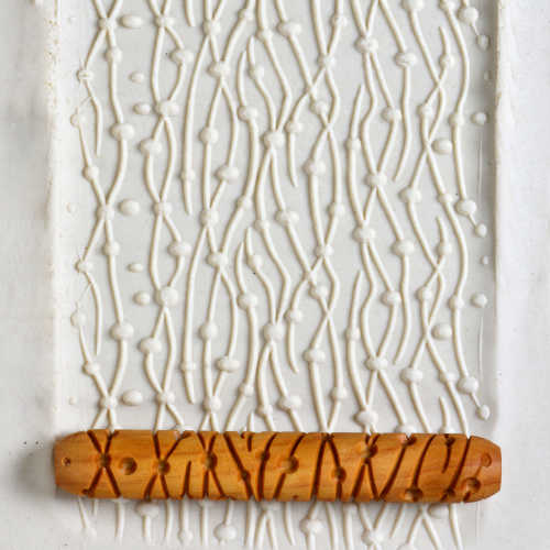 MKM Hand Roller Dots and Lines HR-44