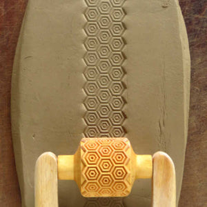 MKM Medium Handle Roller Honeycomb RM-022