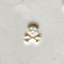 Load image into Gallery viewer, Mini Round Stamp Skull and Crossbones SMR-072