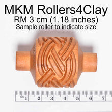 Load image into Gallery viewer, MKM Medium Handle Roller Large Diagonal Zig Zag RM-018